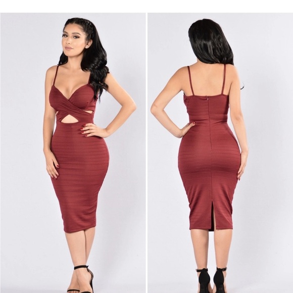 FASHION NOVA Set You Free Dress Color Burgundy - Picture 2 of 9